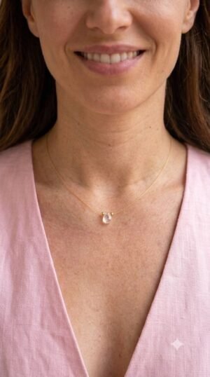 Cadena Clear Drop Moonstone
